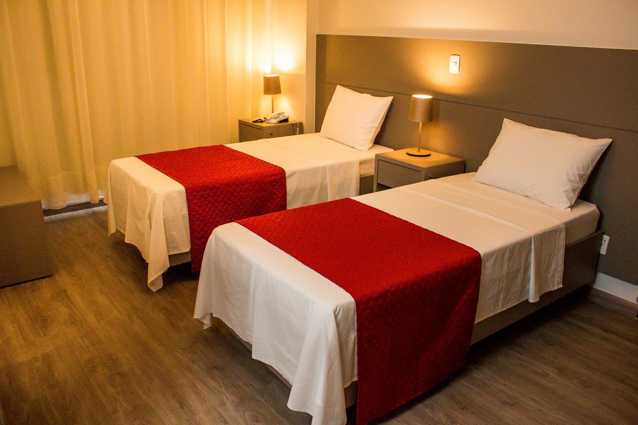 Ity Hotel Cristalina Eksteriør billede