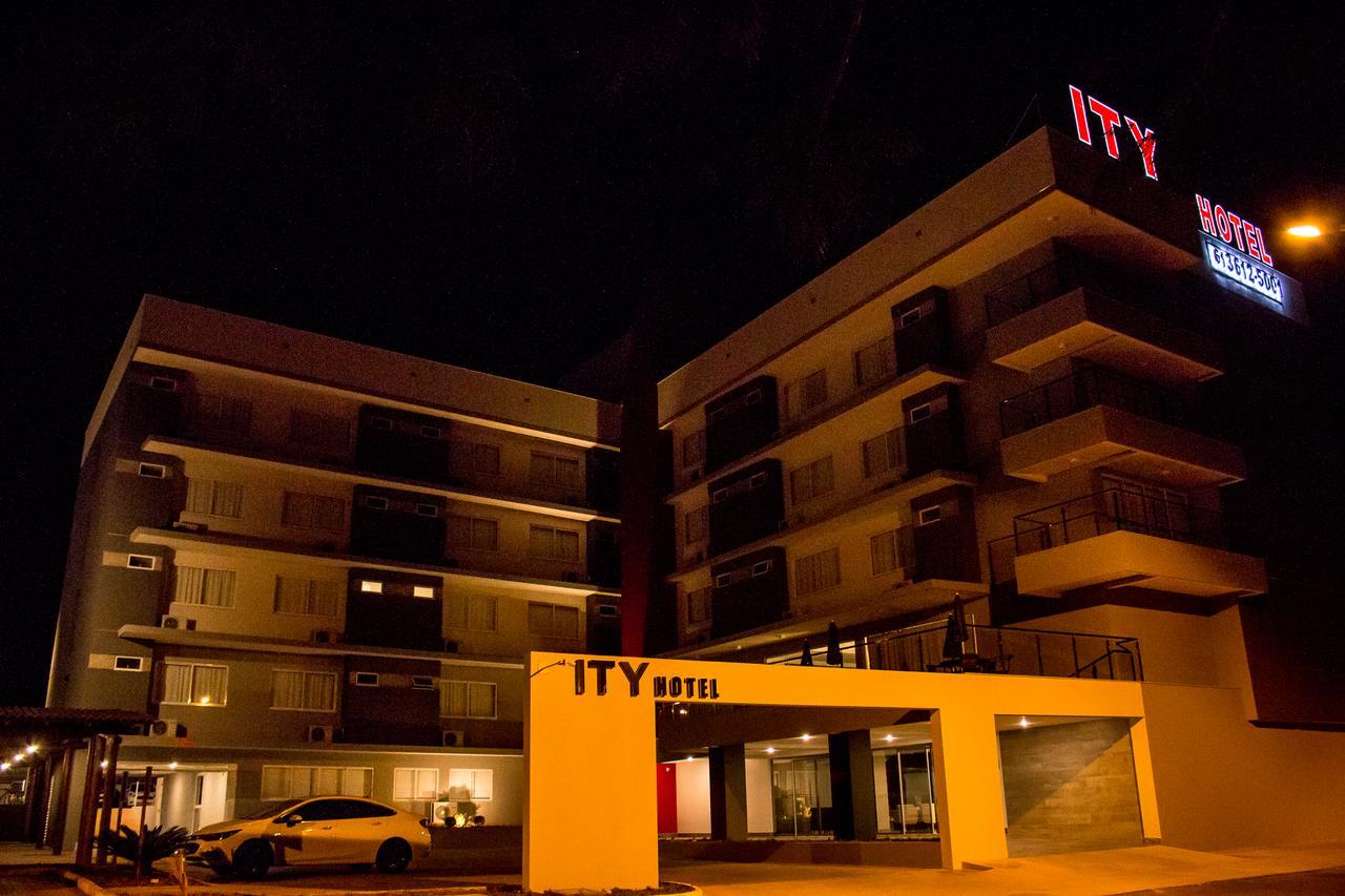 Ity Hotel Cristalina Eksteriør billede